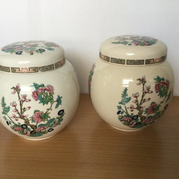 A pair of Vintage Sadler England Round Lidded Ginger Jars beautiful tree flower - Picture 1 of 7